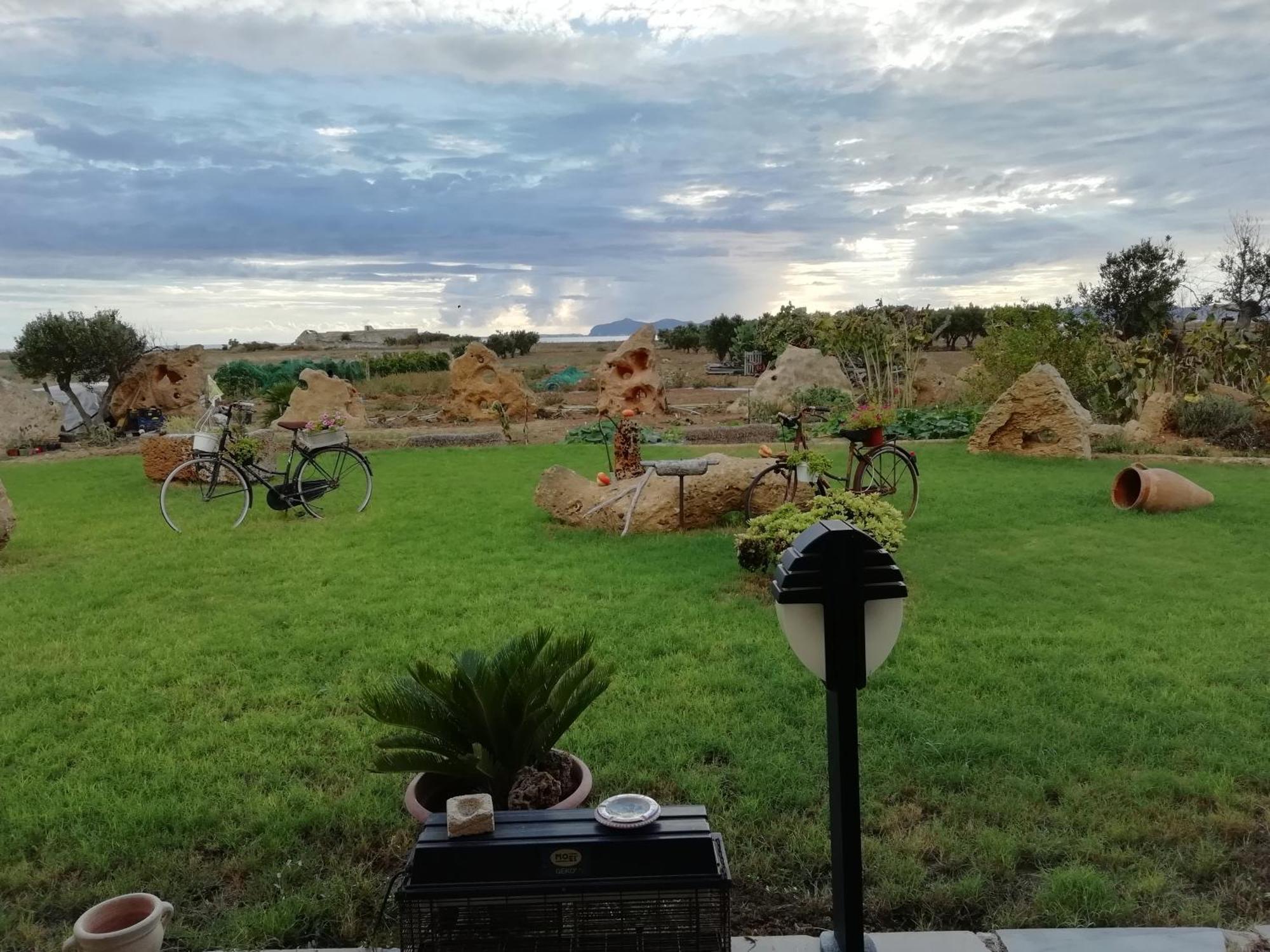 Raggio Di Sale Bed & Breakfast Trapani Ngoại thất bức ảnh